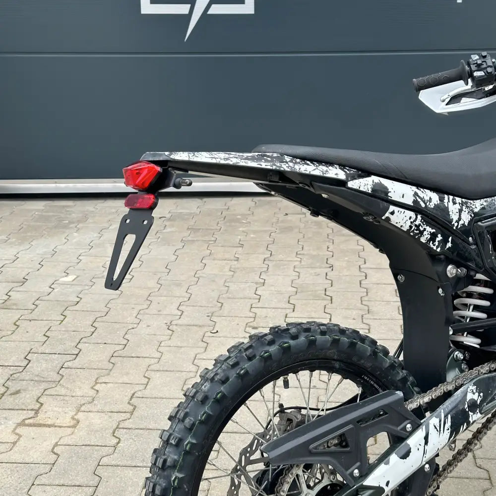 Kurzer Aluminium Kennzeichenhalter Mit Mini Blinker
